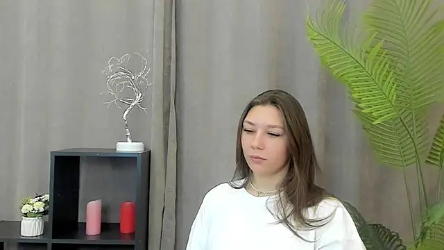 CarlitaThomley online show from 3, 7, 2026