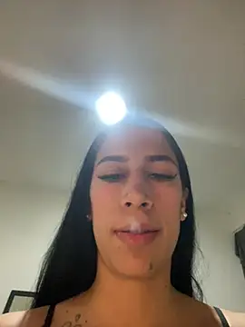 aurorarusso1 online show from 6, 7, 2026