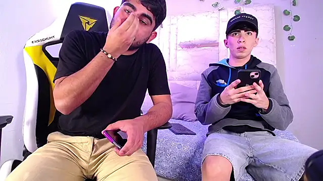 Michael and twinkk online show from 3, 7, 2026