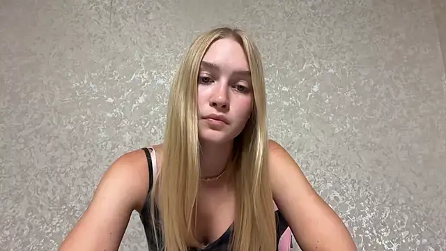 blondegirl2026 online show from 3, 7, 2026