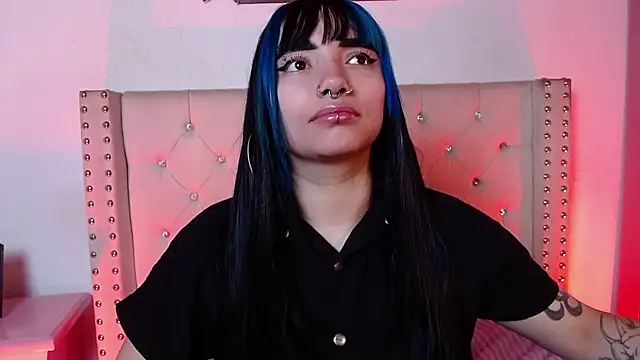 Snapshot of Victoria_Goddes chatting on 3, 7, 2026 Victoria Goddes online show from 3, 7, 2026