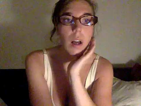 Snapshot of kaya_voss chatting on 10, 7, 2026 kaya voss online show from 10, 7, 2026