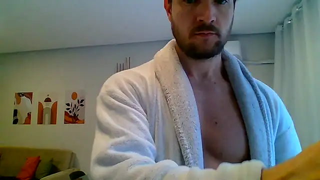 Snapshot of Mrgray28 chatting on 3, 7, 2026 Mrgray28 online show from 3, 7, 2026