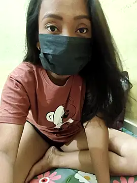 Snapshot of couple12show chatting on 6, 7, 2026 couple12show online show from 6, 7, 2026