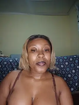 sexypoison22 online show from 4, 7, 2026