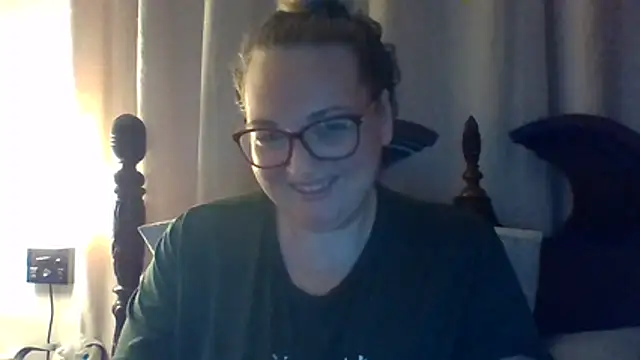 LivYourFantasy online show from 4, 7, 2026