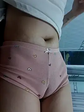 Lynnababy26 online show from 8, 7, 2026