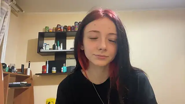 FlamingRoses online show from 6, 7, 2026