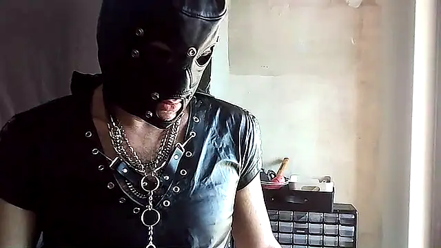 mikey-s-cort online show from 4, 7, 2026