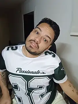 Snapshot of Alejandro_db chatting on 17, 7, 2026 Alejandro db online show from 17, 7, 2026
