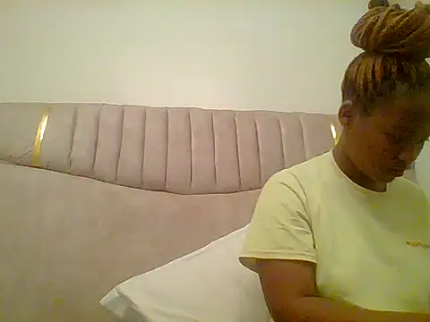 pretty d0ll online show from 11, 7, 2026