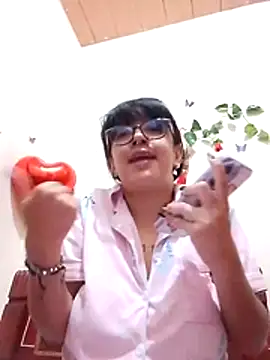 Snapshot of MacG21_ chatting on 14, 7, 2026 MacG21 online show from 14, 7, 2026