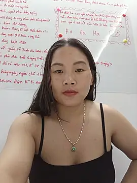 Nana-sexy55 online show from 7, 7, 2026