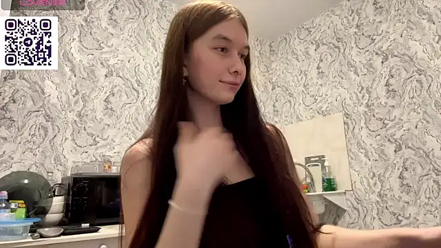 Snapshot of Hina_Desire chatting on 8, 7, 2026 Hina Desire online show from 8, 7, 2026