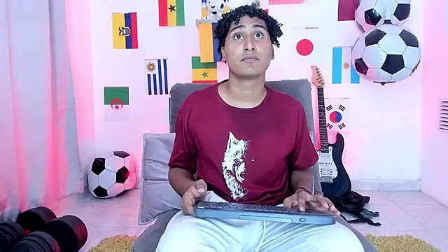 skart bigcock online show from 12, 7, 2026
