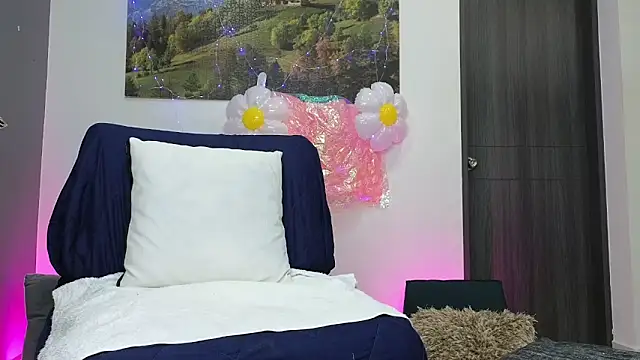 Snapshot of katiasupreme1 chatting on 1, 2, 2026 katiasupreme1 online show from 1, 2, 2026