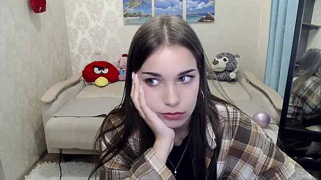 cool girlwe online show from 7, 7, 2026
