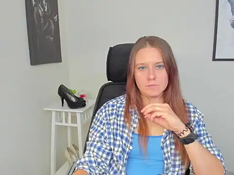 Snapshot of LadyAlessa chatting on 8, 7, 2026 LadyAlessa online show from 8, 7, 2026