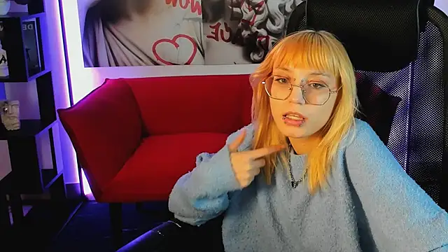 ReminaMeow online show from 13, 7, 2026