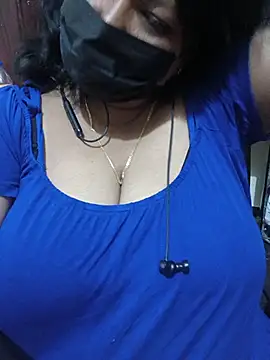 curvy shilpha online show from 9, 7, 2026