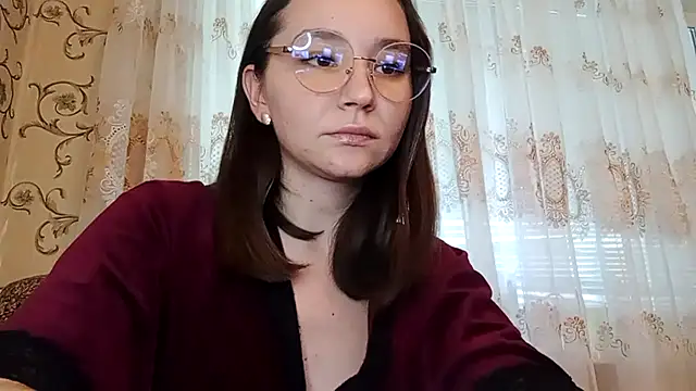 IsabelKim  online show from 11, 7, 2026