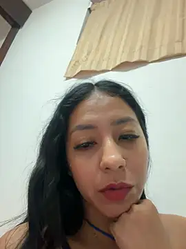 Snapshot of kari_rive chatting on 21, 7, 2026 kari rive online show from 21, 7, 2026