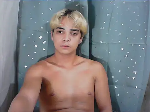 Hottiespydie online show from 11, 7, 2026