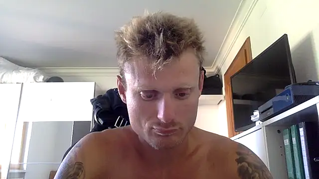 Nakedendurance1994 online show from 10, 7, 2026