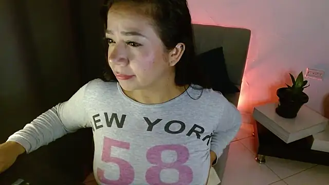 Snapshot of lispetite chatting on 27, 2, 2026 lispetite online show from 27, 2, 2026