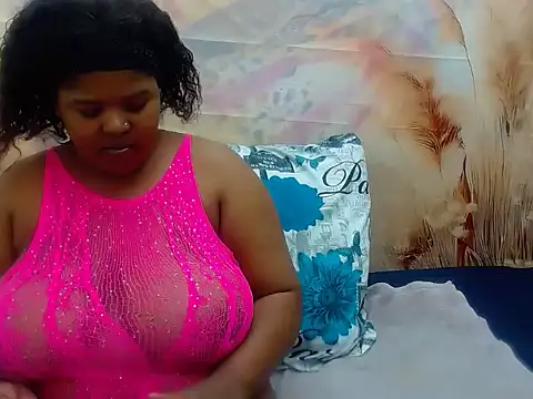 Snapshot of SkyHighBeautyy chatting on 10, 7, 2026 SkyHighBeautyy online show from 10, 7, 2026