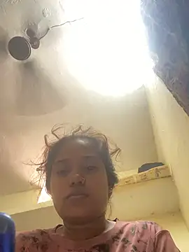 Diamond-girl143 online show from 12, 7, 2026