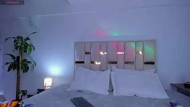 Sexy-Rous online show from 25, 7, 2026