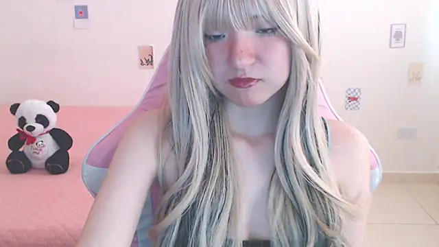 SweetSkyy 1 online show from 16, 7, 2026