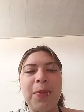 LoveShae- online show from 10, 7, 2026