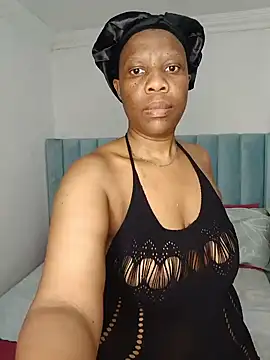 Snapshot of BigBootyPatie chatting on 11, 7, 2026 BigBootyPatie online show from 11, 7, 2026