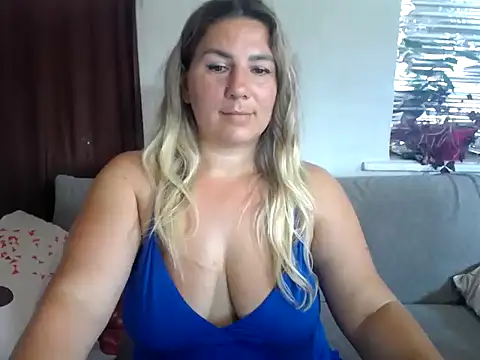 Darina2398 online show from 15, 7, 2026