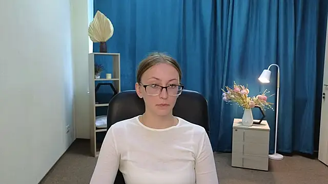 AlonaGolembeski online show from 13, 7, 2026