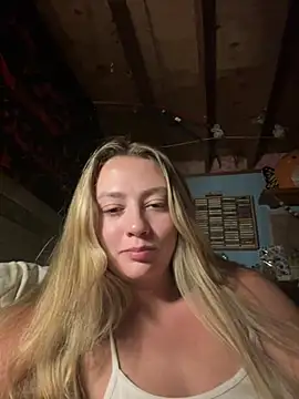 Snapshot of hannalovez chatting on 11, 7, 2026 hannalovez online show from 11, 7, 2026