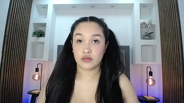 Clohe Jones online show from 25, 7, 2026