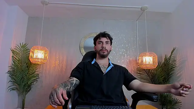 Snapshot of leviwolff chatting on 12, 7, 2026 leviwolff online show from 12, 7, 2026