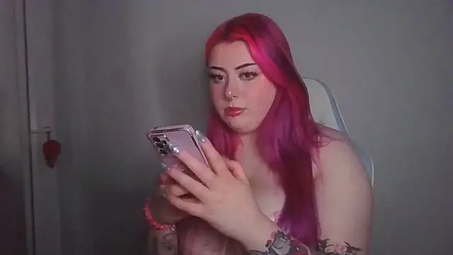 okayyyhoney online show from 18, 7, 2026