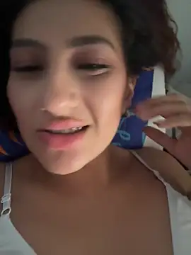 AhinaraLasso online show from 12, 7, 2026