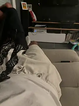 mikyfeet online show from 18, 7, 2026