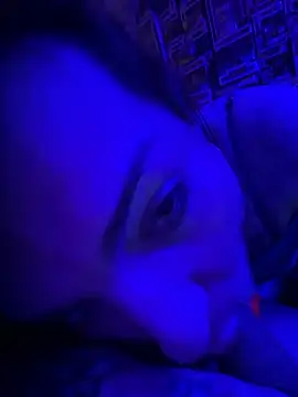 UrHellBri-L online show from 14, 7, 2026