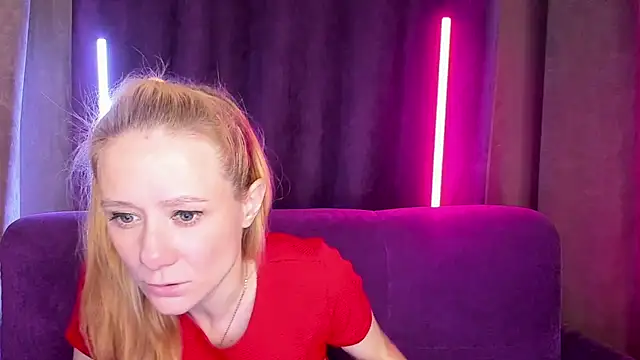 Snapshot of NikaBond chatting on 14, 7, 2026 NikaBond online show from 14, 7, 2026