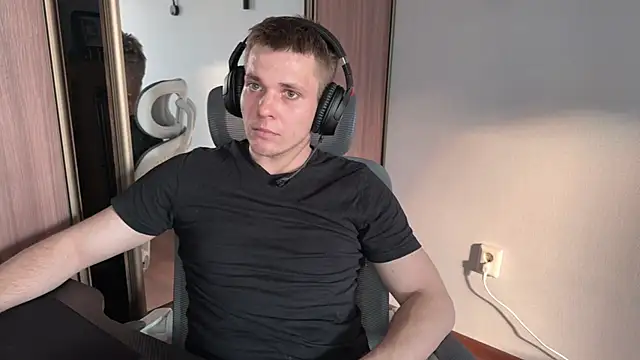 Nikclak online show from 13, 7, 2026