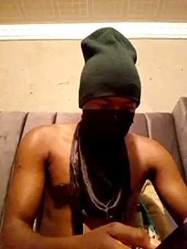 Snapshot of Tshego_03 chatting on 13, 7, 2026 Tshego 03 online show from 13, 7, 2026