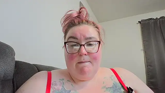 BbwQueen216 online show from 14, 7, 2026