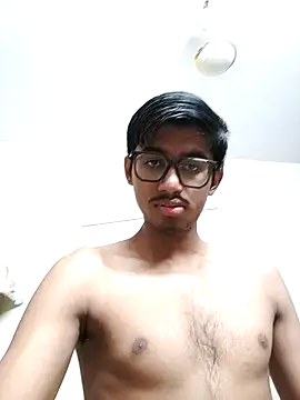 Badboy Gaurav 04073 online show from 15, 7, 2026