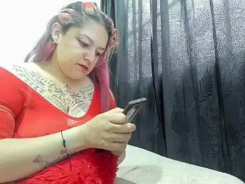julymature online show from 15, 7, 2026